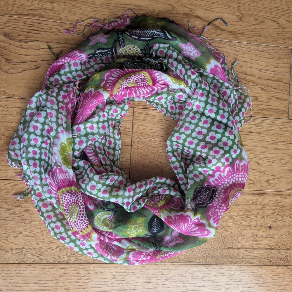 Vera Bradley Floral Scarf Green Pink White Rayon Tassel Fringe Lightweight Wrap